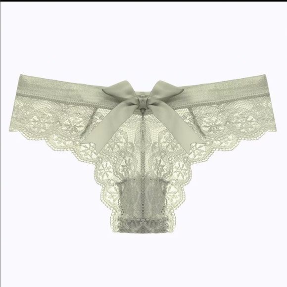 (Last 1) Sexy lace bow thong transparent panty in BLACK lace - Picture 14 of 16